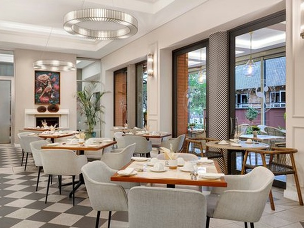 African Pride Melrose Arch