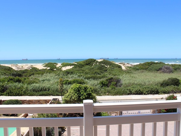 Bluewater Beachfront Guest House