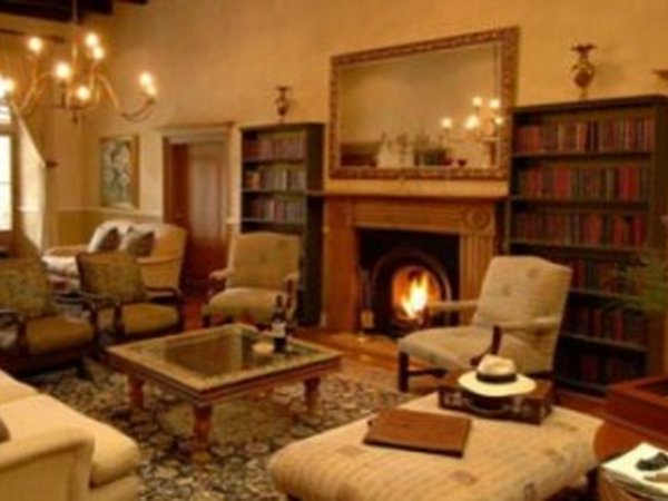 Pontac Manor Hotel & Restaurant