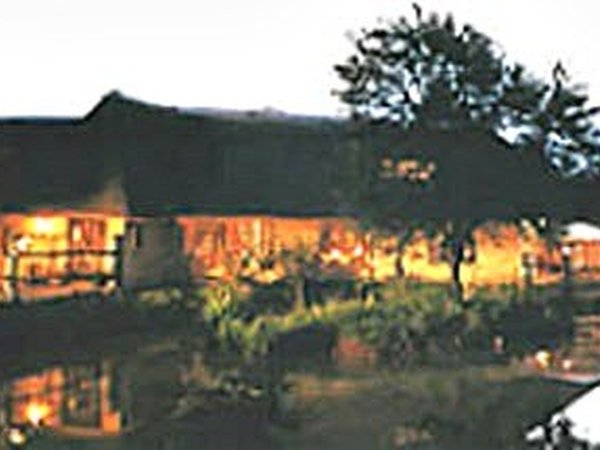 Roy's Lodge & Safaris
